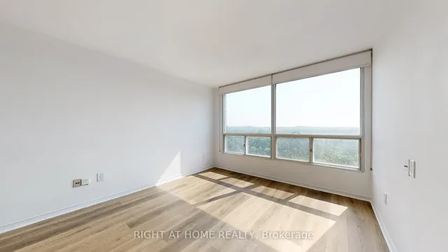 Additional image 6 of 7 Concorde Pl Unit 904