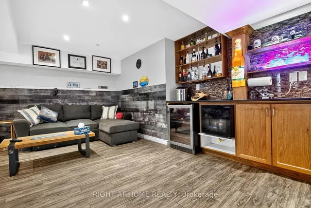 Additional image 30 of 18 Rolling Lane