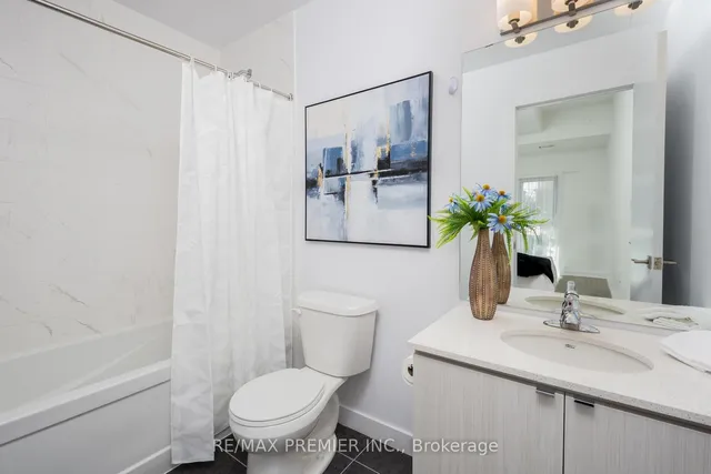 Additional image 22 of 2433 Dufferin St Unit 103