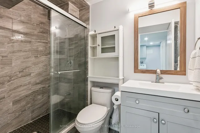 Additional image 44 of 4 Mendoza Dr