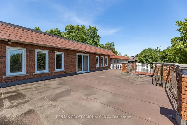 Additional image 25 of 8 St Phillips Rd