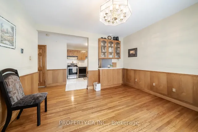 Additional image 17 of 35 Pinewood Ave