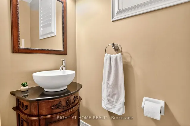 Additional image 17 of 7 Messina Ave