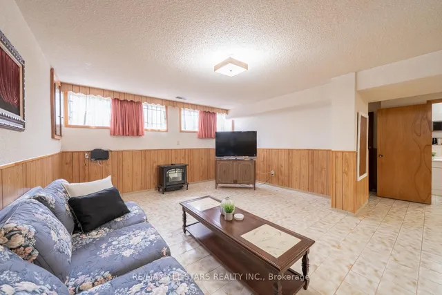 Additional image 33 of 163 Bellamy Rd