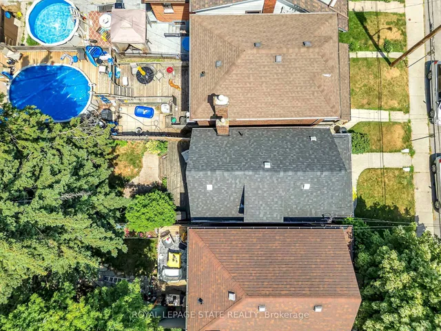 Additional image 43 of 433 Hughson St