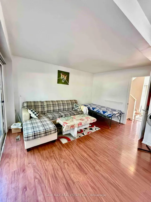 Additional image 4 of 153 Fleetwood Cres