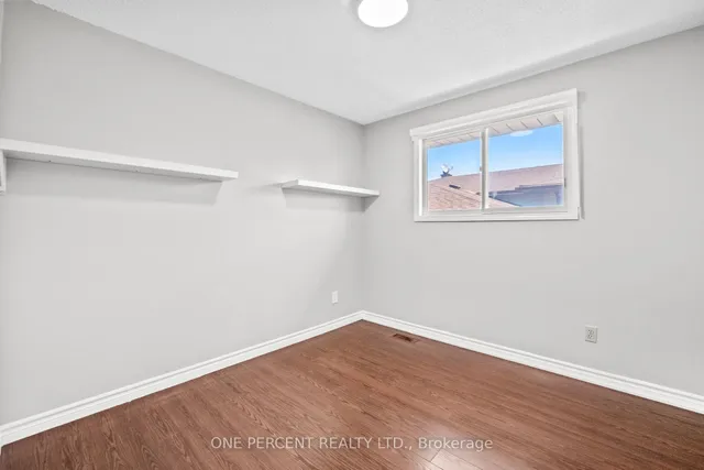 Additional image 10 of 364 Red Oak Ave