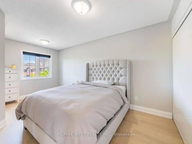 Additional image 34 of 60 Utopia Way