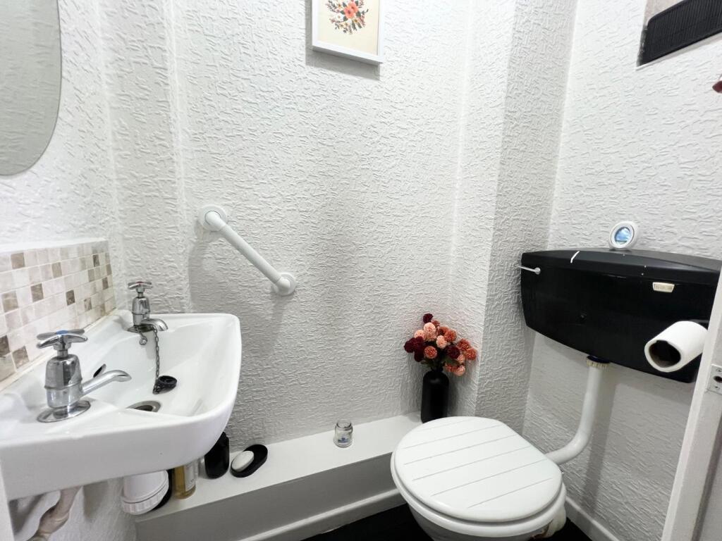 Additional image 4 of Ladeler Grove, Tile Cross, Birmingham