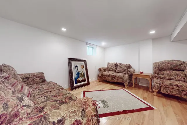 Additional image 30 of 47 Crossbow Cres