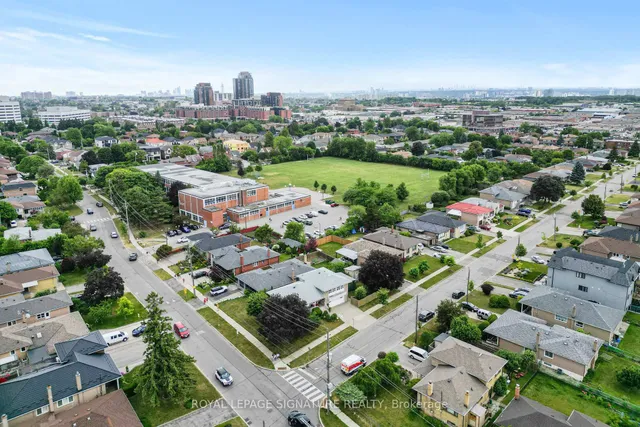 Additional image 2 of 63 Sparrow Ave