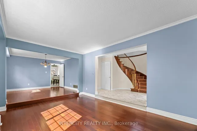 Additional image 7 of 3 Gervais Dr