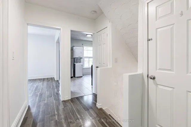 Additional image 19 of 22 Myrtle Ave