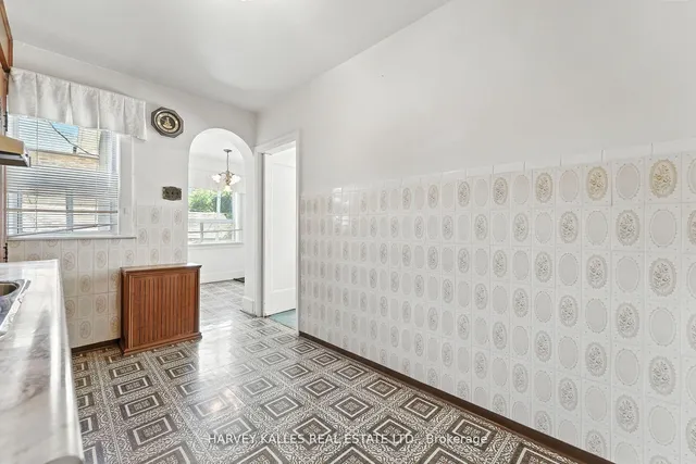 Additional image 20 of 547 Ossington Ave