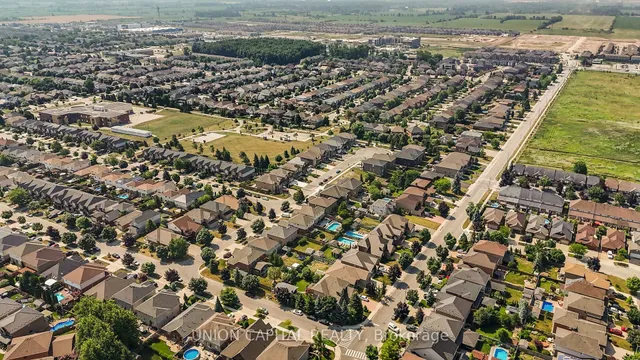 Additional image 39 of 26 Hampshire Pl