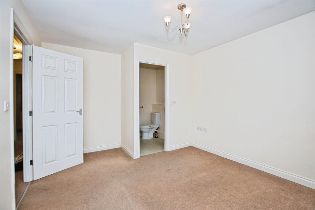 Additional image 5 of Merevale Way, Yeovil