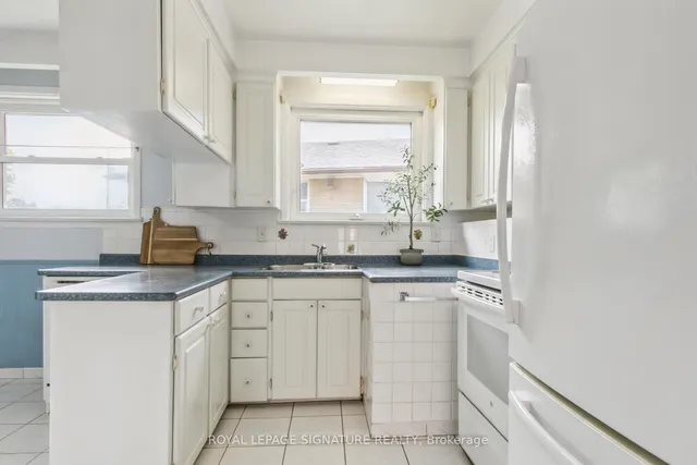 Additional image 21 of 54 Neapolitan Dr