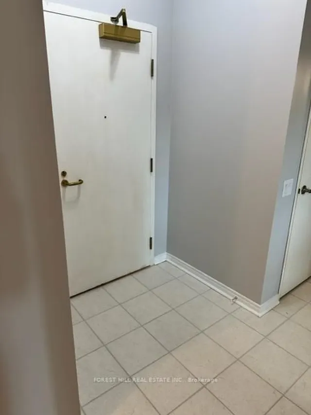 Additional image 2 of 11 Thorncliffe Pk Dr Unit 103