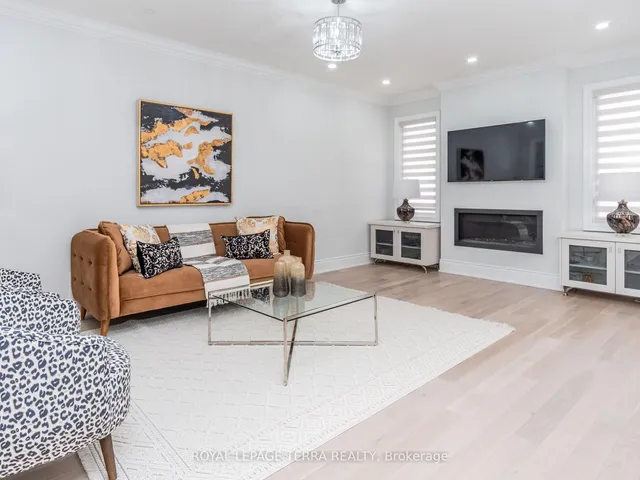 Additional image 7 of 114 Folgate Cres