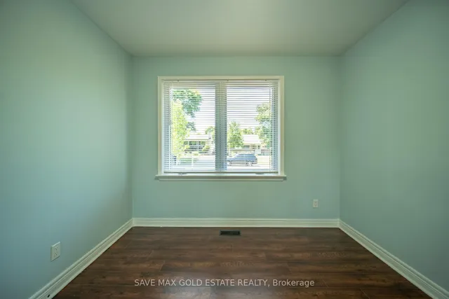 Additional image 22 of 21 Stanley Crt