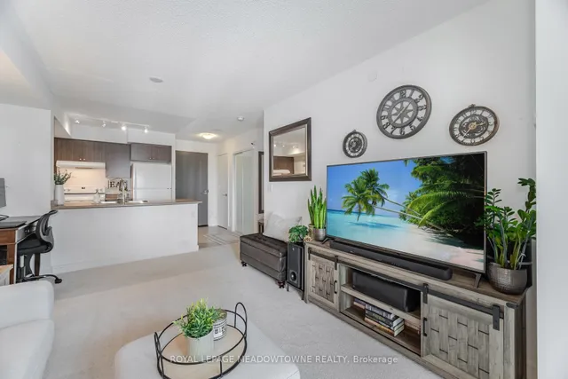 Additional image 22 of 1346 Danforth Rd Unit 815