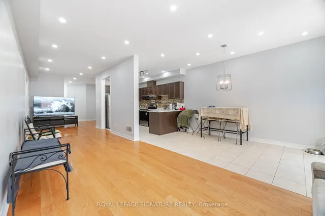 Additional image 12 of 443 Comiskey Cres