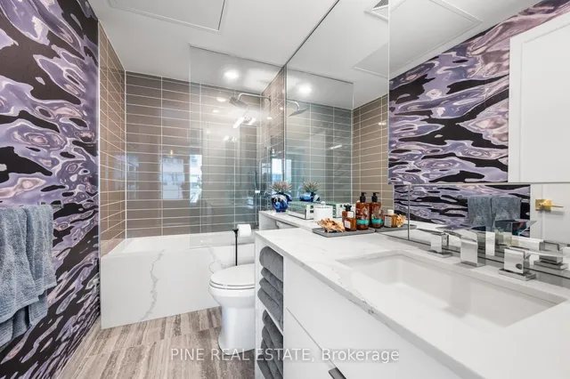 Additional image 20 of 25 Richmond St Unit 1305