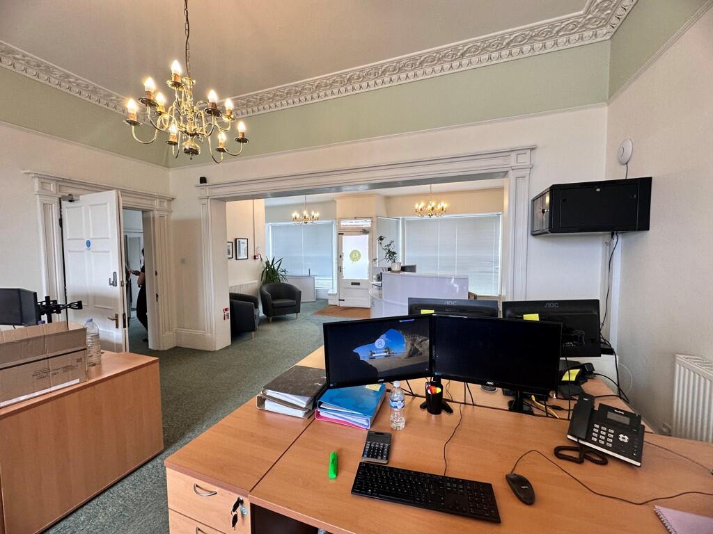 房产图片 5 - 沃斯伯里威斯特伯里沃斯米斯特路24号一楼及地下室办公室，BA13 3PE