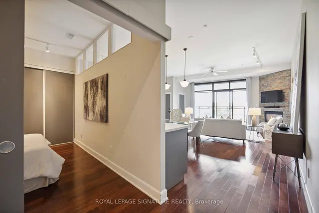 Additional image 21 of 160 Fallingbrook Rd Unit 205