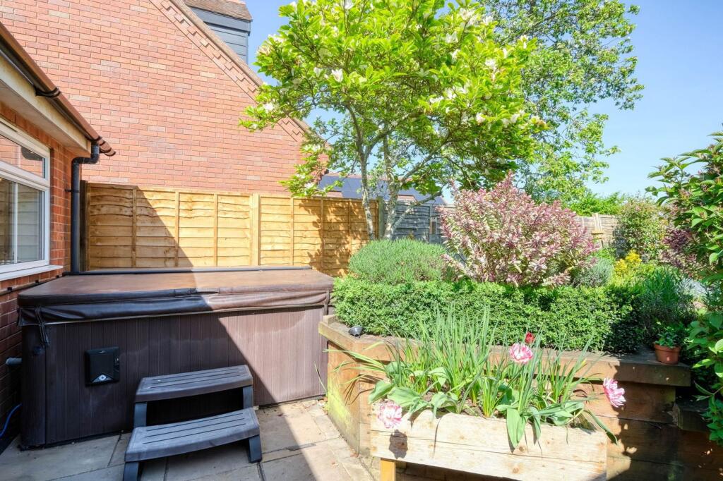 Additional image 24 of Evesham Road, Astwood Bank, B96