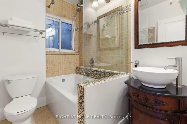 Additional image 26 of 50 Iona Ave