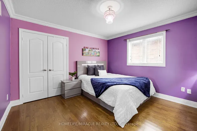 Additional image 27 of 628 Twain Ave