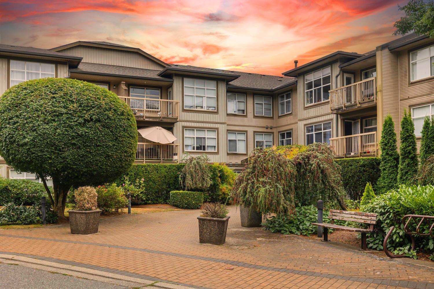 309 14885 105 AVENUE|Surrey, British Columbia V3R2V6