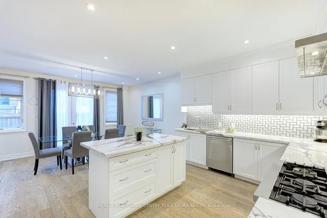 Additional image 8 of 17 Frost St