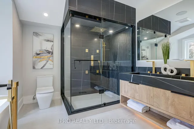 Additional image 21 of 594 Broadway Ave