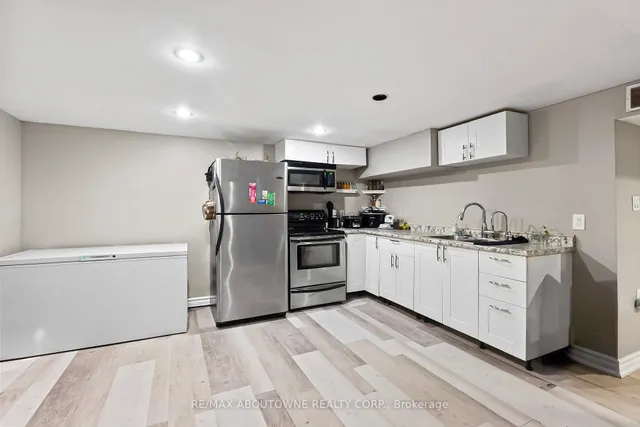 Additional image 34 of 8759 Heritage Rd