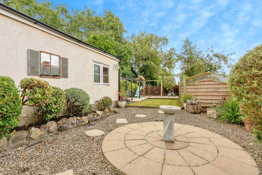 Additional image 19 of Casterton Avenue, Burnley, Lancashire, BB10