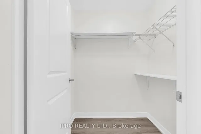 Additional image 33 of 460 DUNDAS St Unit 402