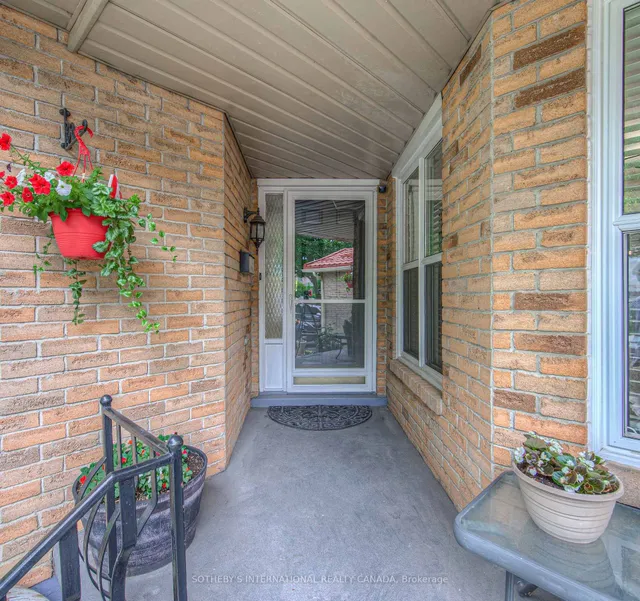 Additional image 4 of 157 Twin Cres