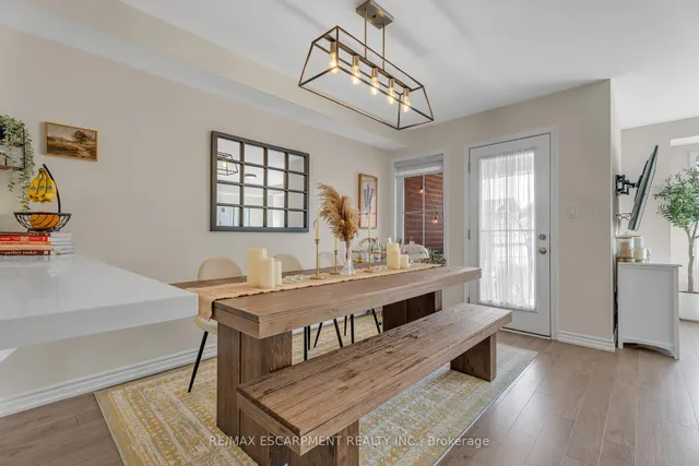 Additional image 17 of 191 Lemieux Crt