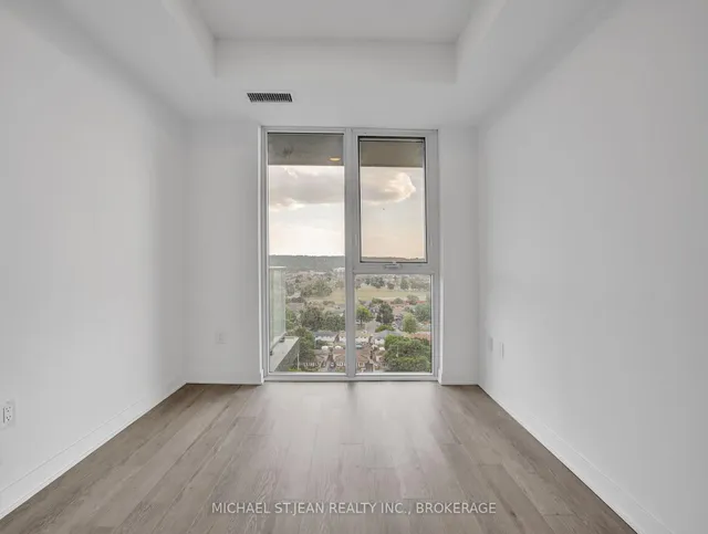 Additional image 28 of 2782 Barton St Unit 1418