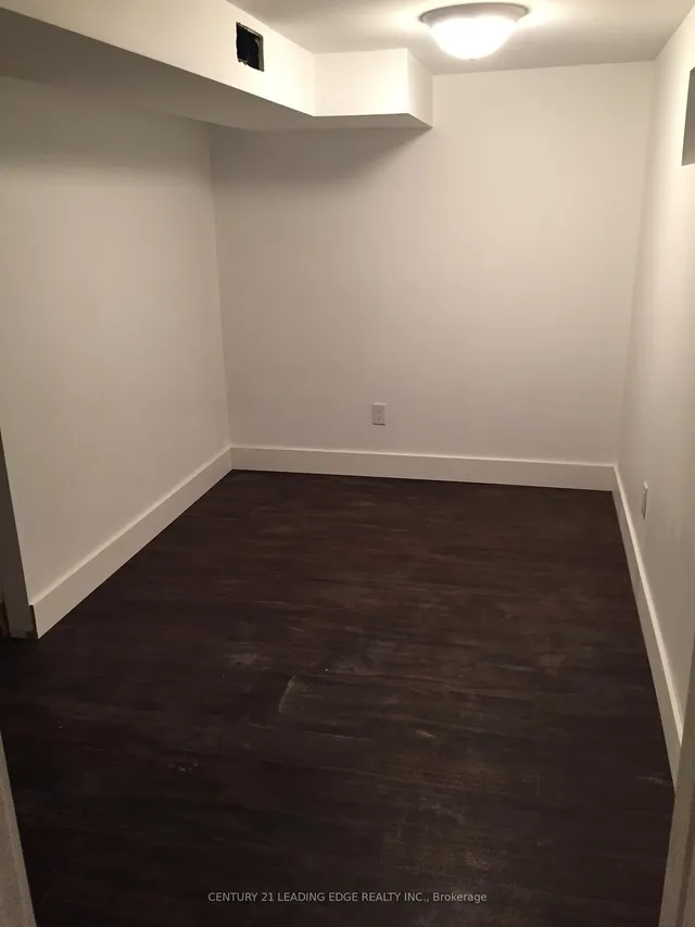 Additional image 5 of 360A Lawrence Ave