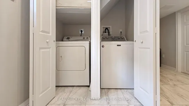 Additional image 40 of 1290 Kipling Ave