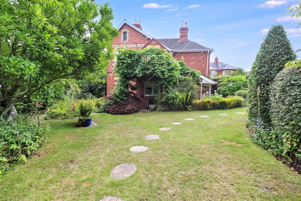 Additional image 40 of Laurel House, Warminster Road, Westbury