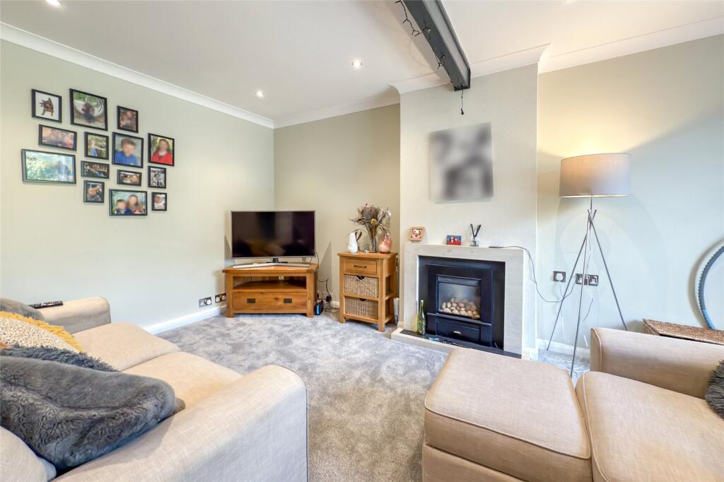 Additional image 19 of Mount Drive, Park Street, St. Albans, Hertfordshire, AL2