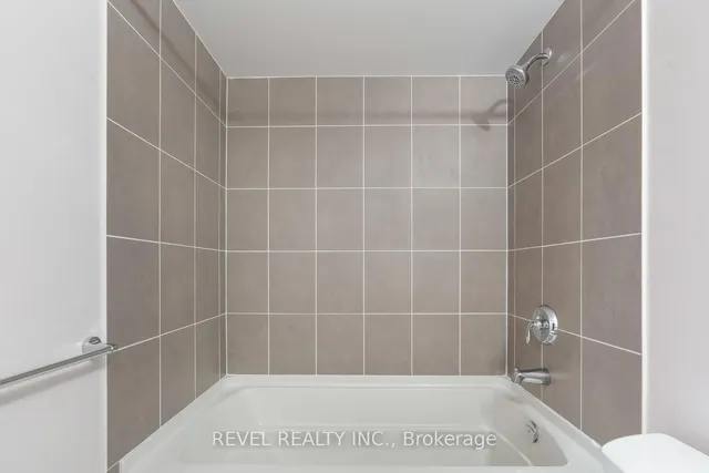 Additional image 12 of 830 Lawrence Ave Unit 510