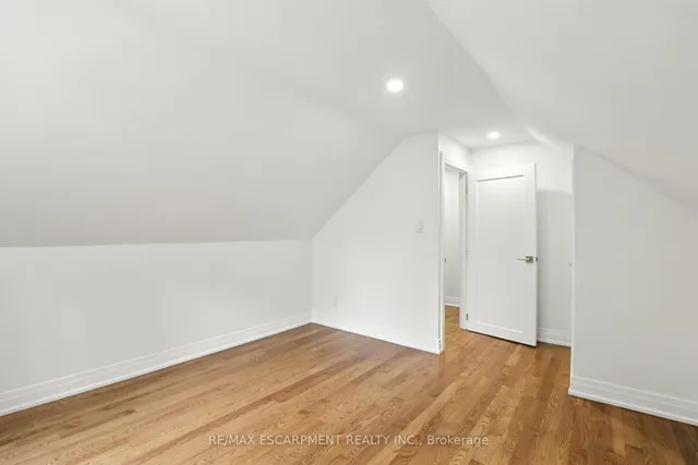 Additional image 25 of 821 SHADELAND Ave