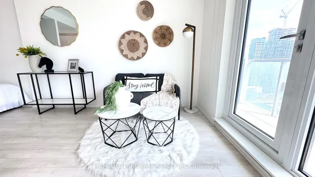 Additional image 4 of 197 Yonge St Unit 2808