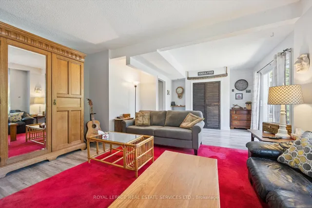 Additional image 16 of 1324 Elgin Cres