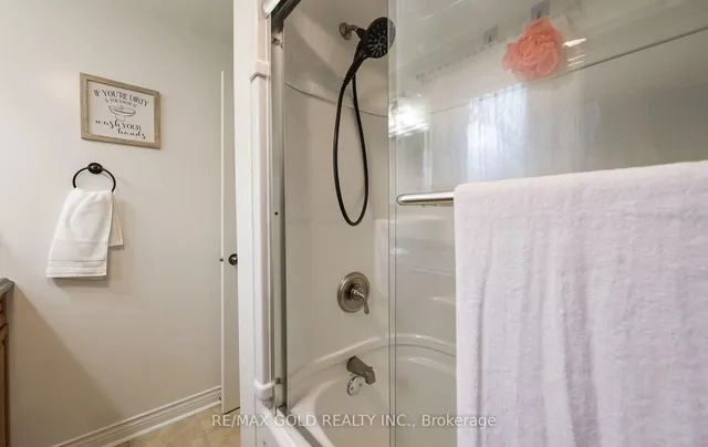 Additional image 21 of 72 COURTLEIGH Sq